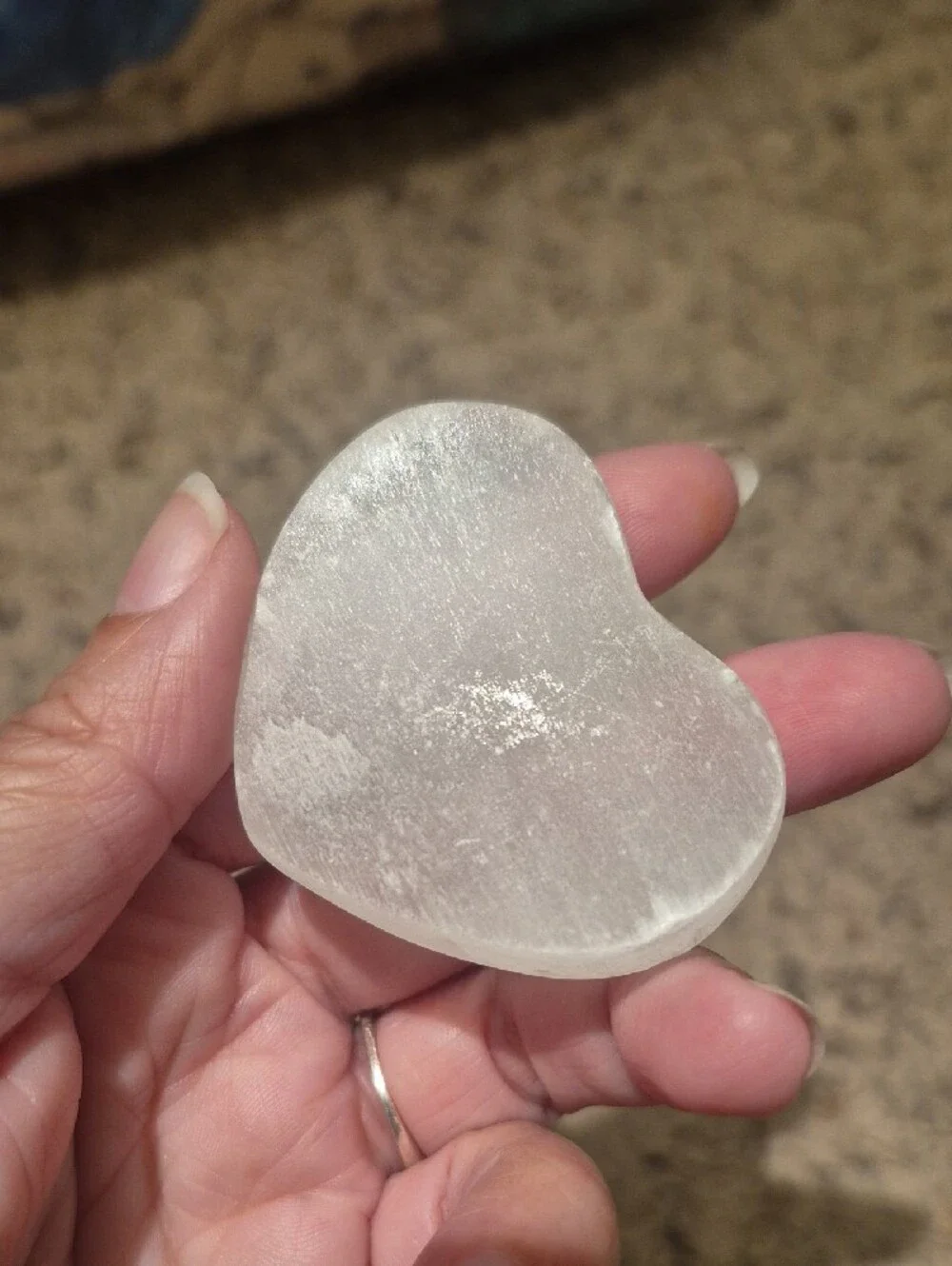 N/A polished selenite